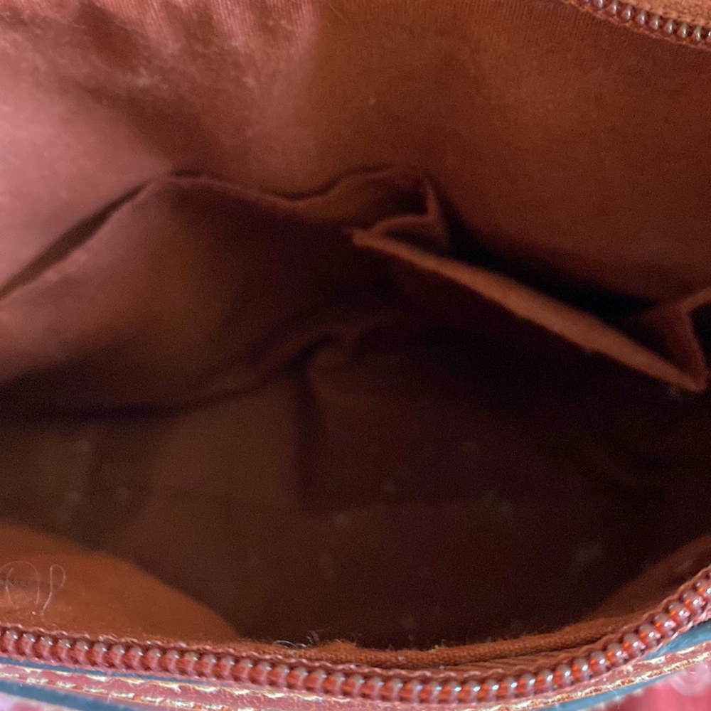 Handbag - Picture 3 of 4